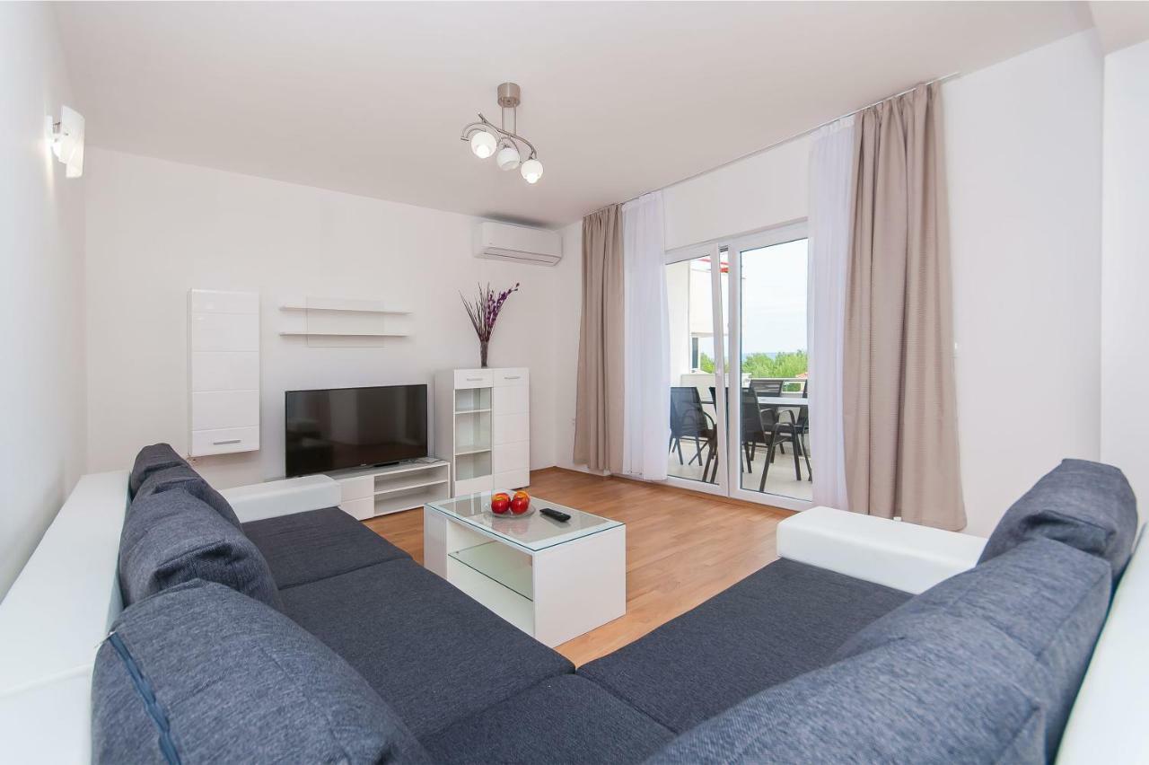Apartman Mira- Omis Ngoại thất bức ảnh