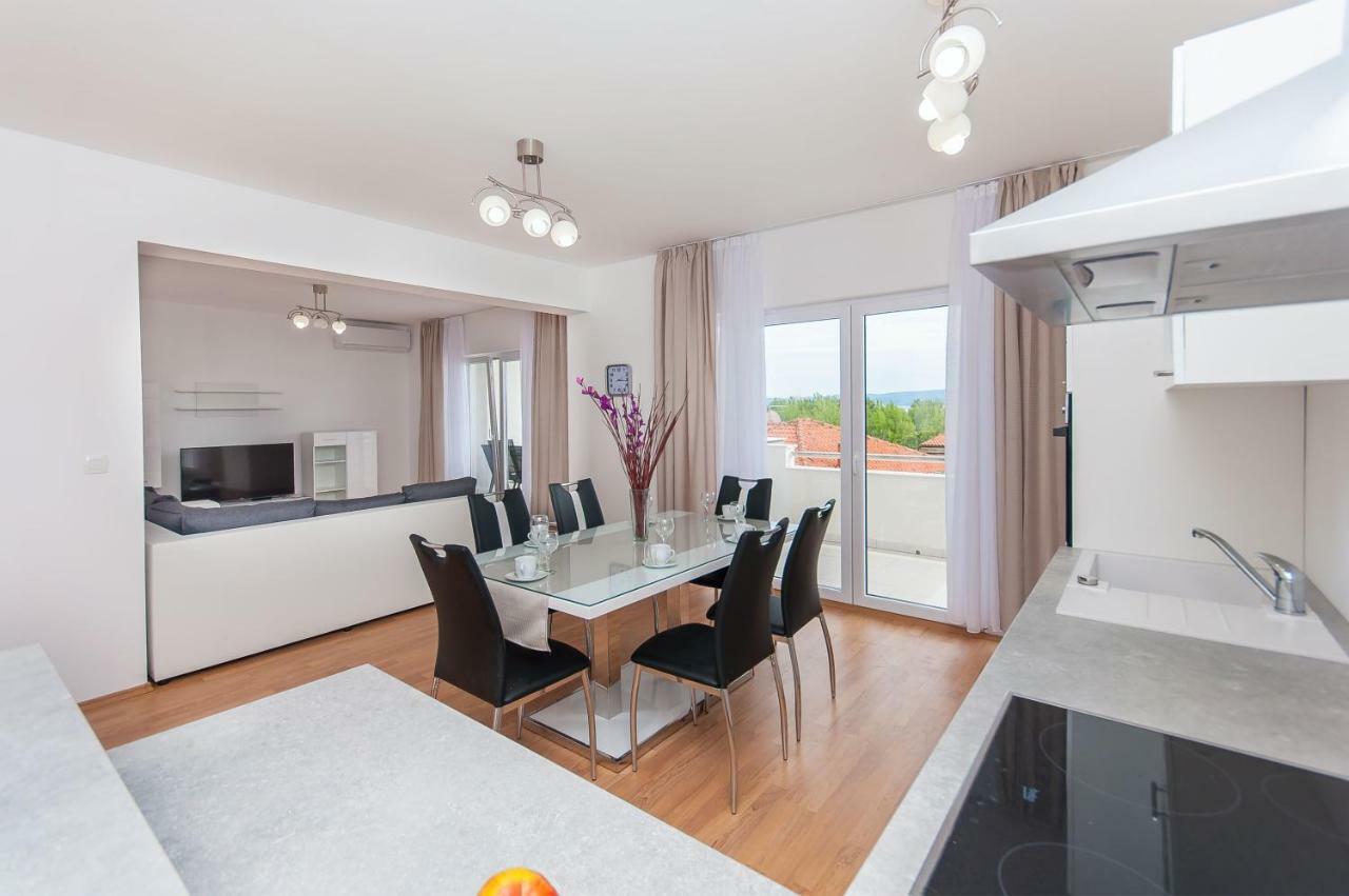 Apartman Mira- Omis Ngoại thất bức ảnh