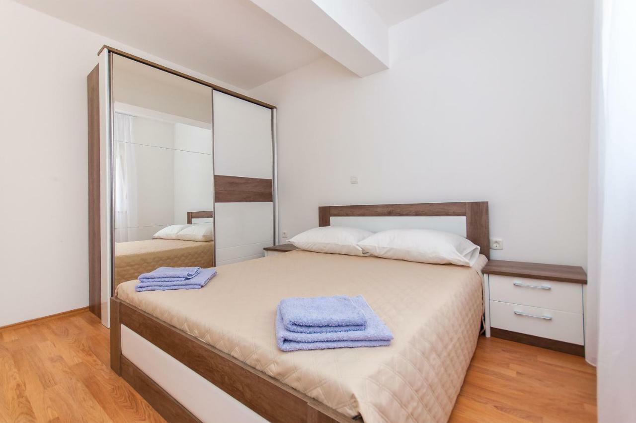 Apartman Mira- Omis Ngoại thất bức ảnh